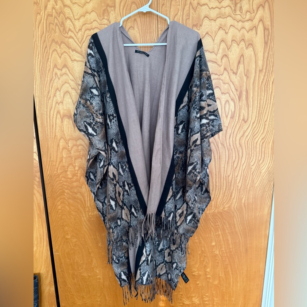 Snake skin print wrap